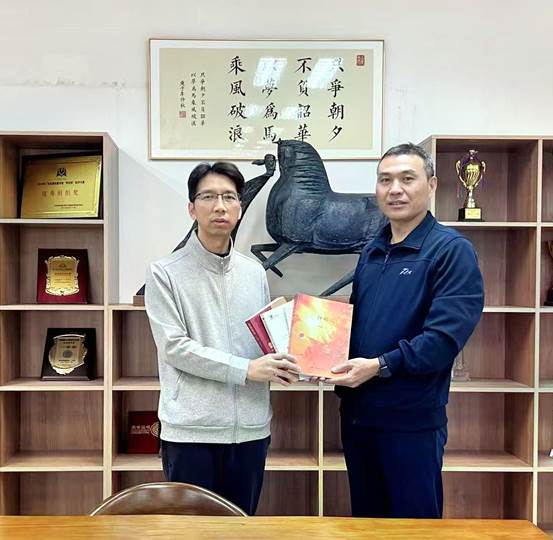 e80fd5d48f5575e95be0f70a4f4647d