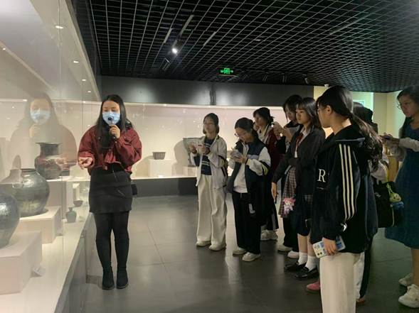 图1：博物馆实践教学现场一